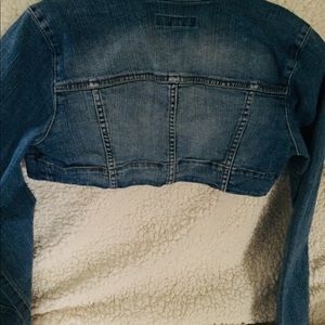Crop jean jacket sz med